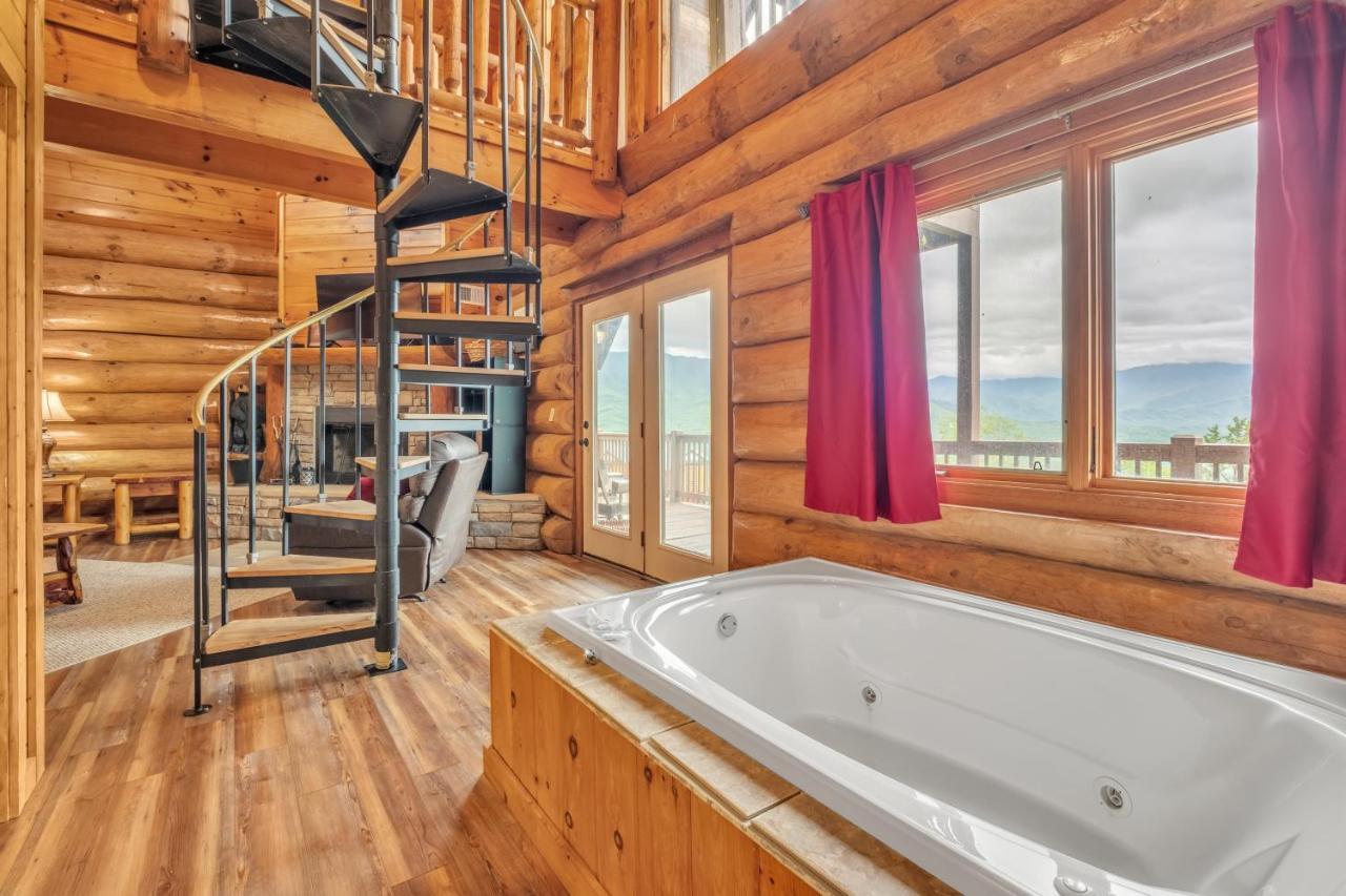 Sky Views - Panoramic Views Cabin Gatlinburg Buitenkant foto